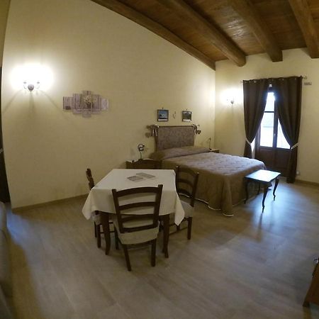 דוליאני Agriturismo Locanda Dei Cacciatori מראה חיצוני תמונה