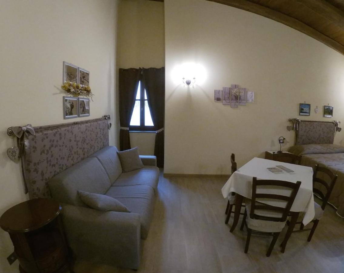 דוליאני Agriturismo Locanda Dei Cacciatori מראה חיצוני תמונה