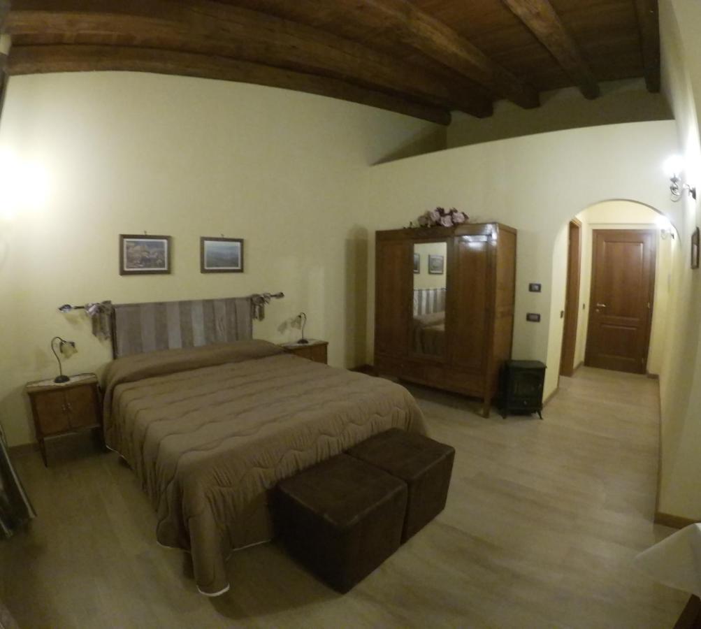 דוליאני Agriturismo Locanda Dei Cacciatori מראה חיצוני תמונה